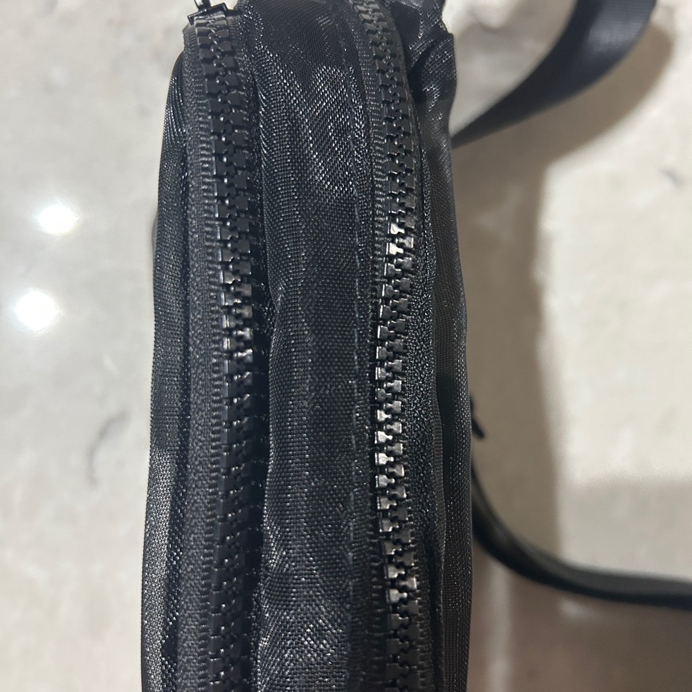 Wilo The Label Black Sheer Mesh Belt Bag Crossbody Fanny Pack - Stadium Approved - Picture 5 of 5